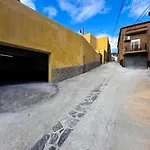 Casa Serrano * Abrucena